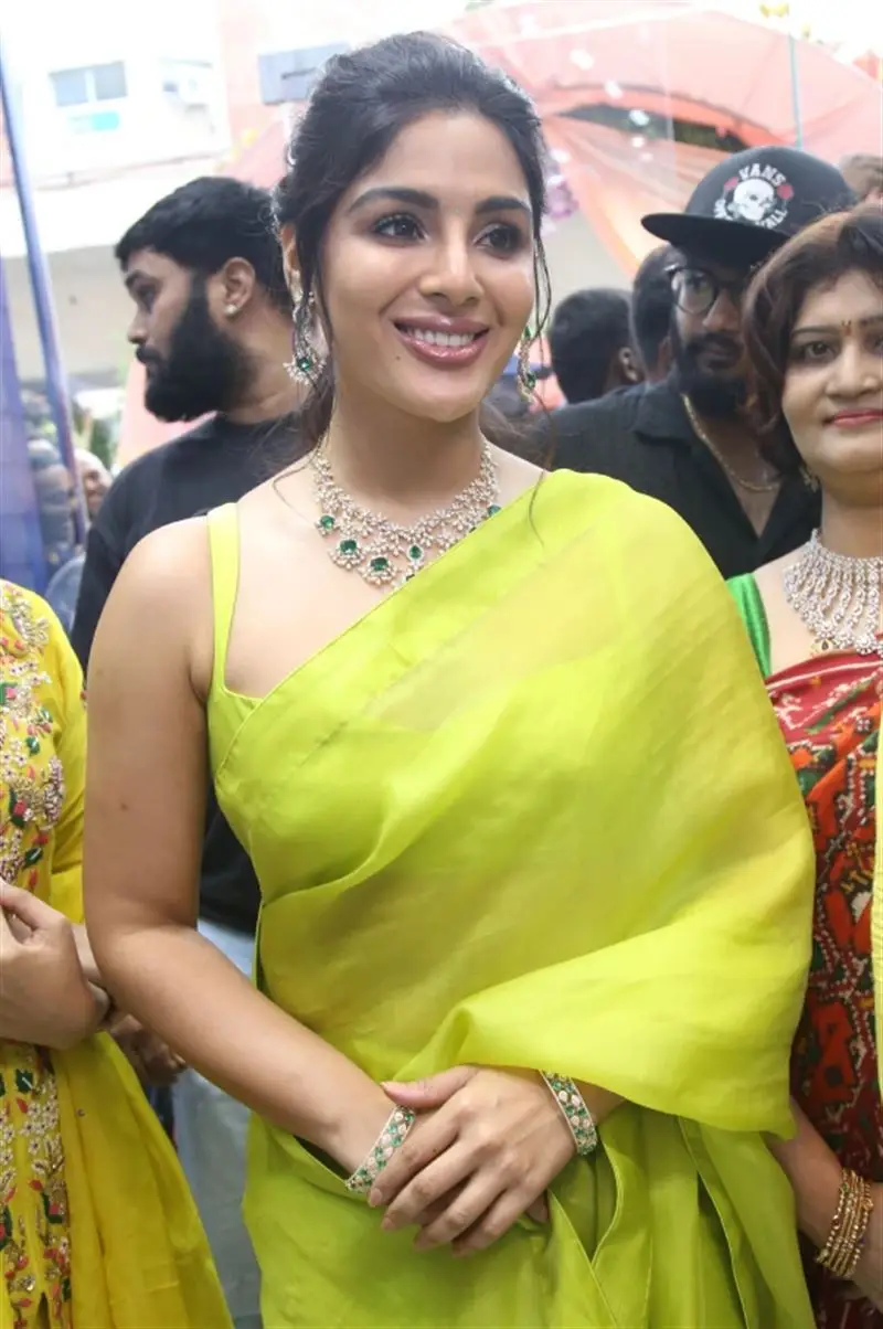 Telugu Actress Samyuktha Menon in Lemon Green Saree